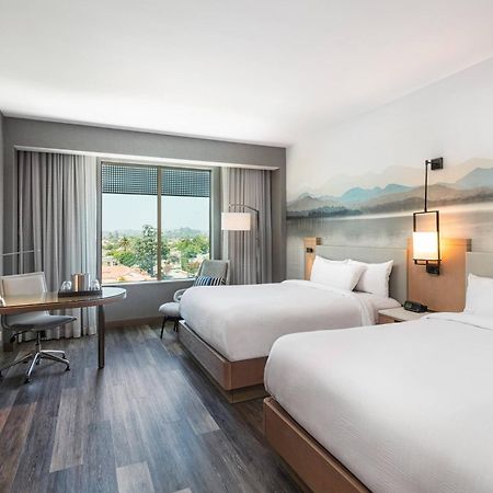 Courtyard By Marriott Los Angeles Monterey Park Buitenkant foto