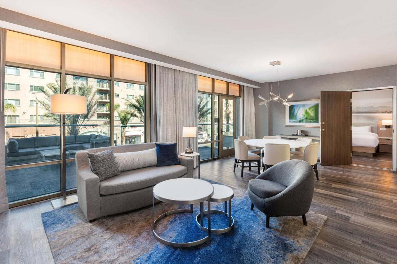 Courtyard By Marriott Los Angeles Monterey Park Buitenkant foto