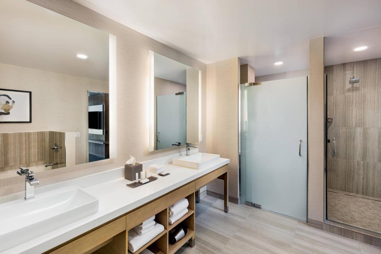 Courtyard By Marriott Los Angeles Monterey Park Buitenkant foto