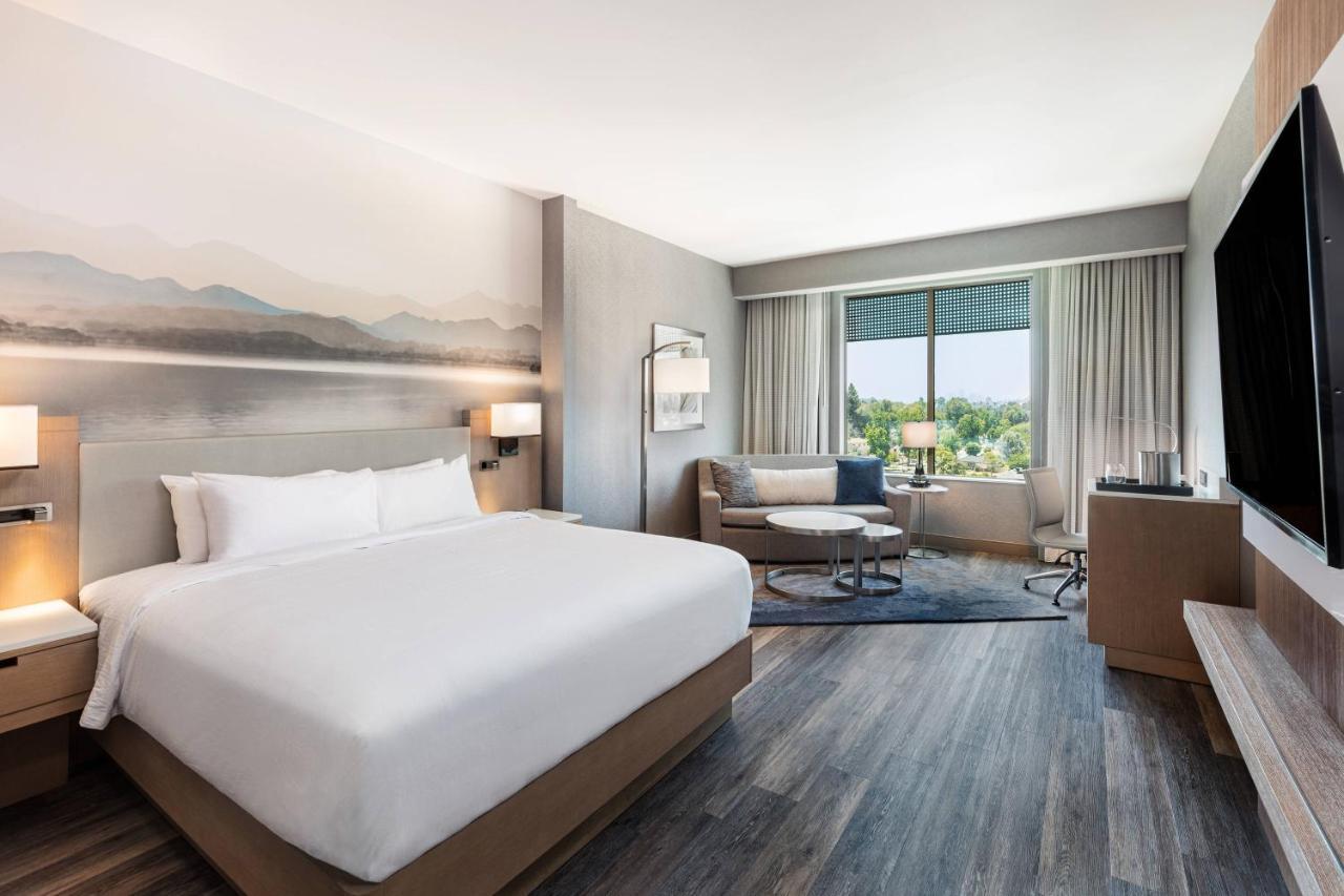 Courtyard By Marriott Los Angeles Monterey Park Buitenkant foto
