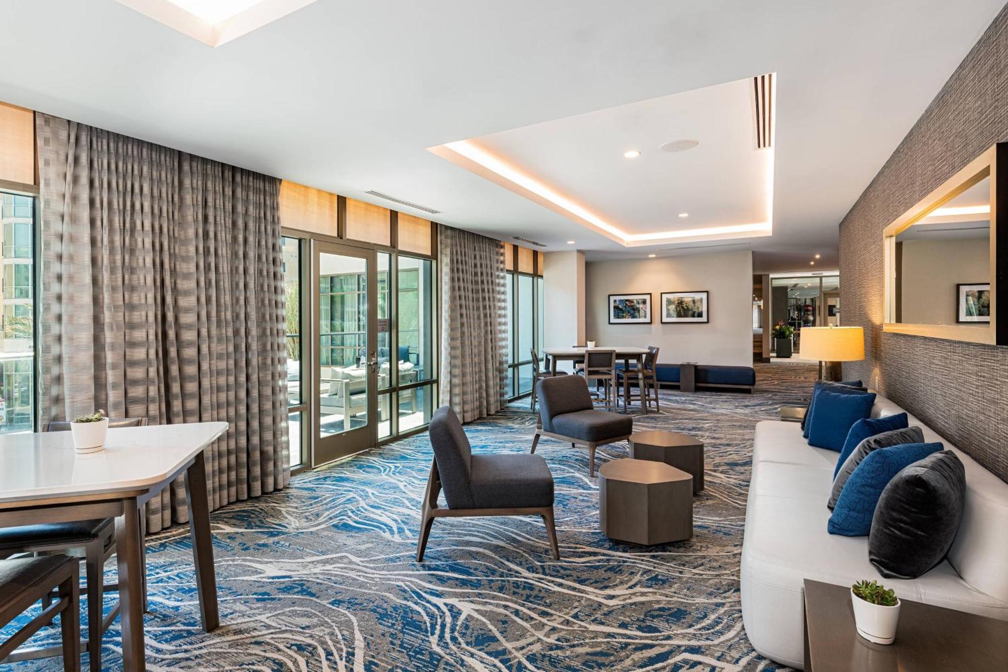 Courtyard By Marriott Los Angeles Monterey Park Buitenkant foto