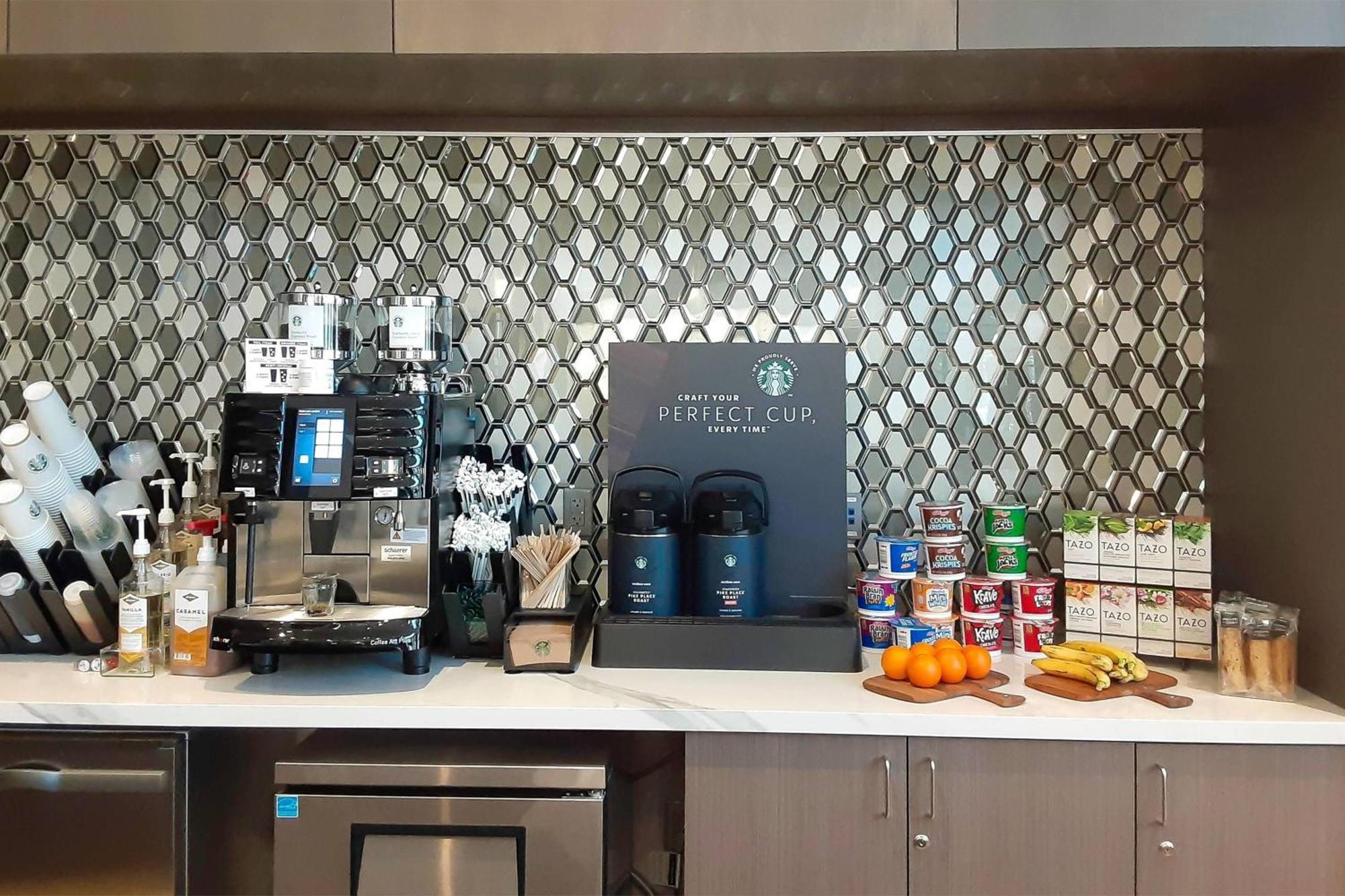 Courtyard By Marriott Los Angeles Monterey Park Buitenkant foto