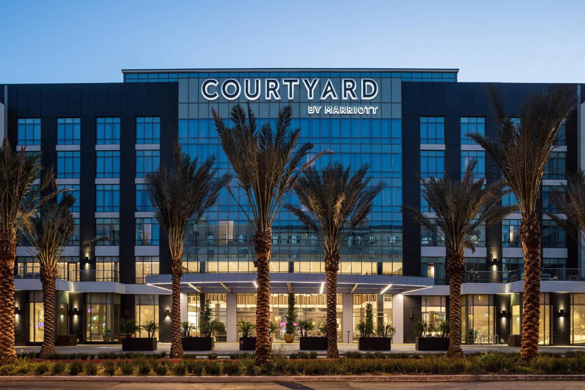 Courtyard By Marriott Los Angeles Monterey Park Buitenkant foto